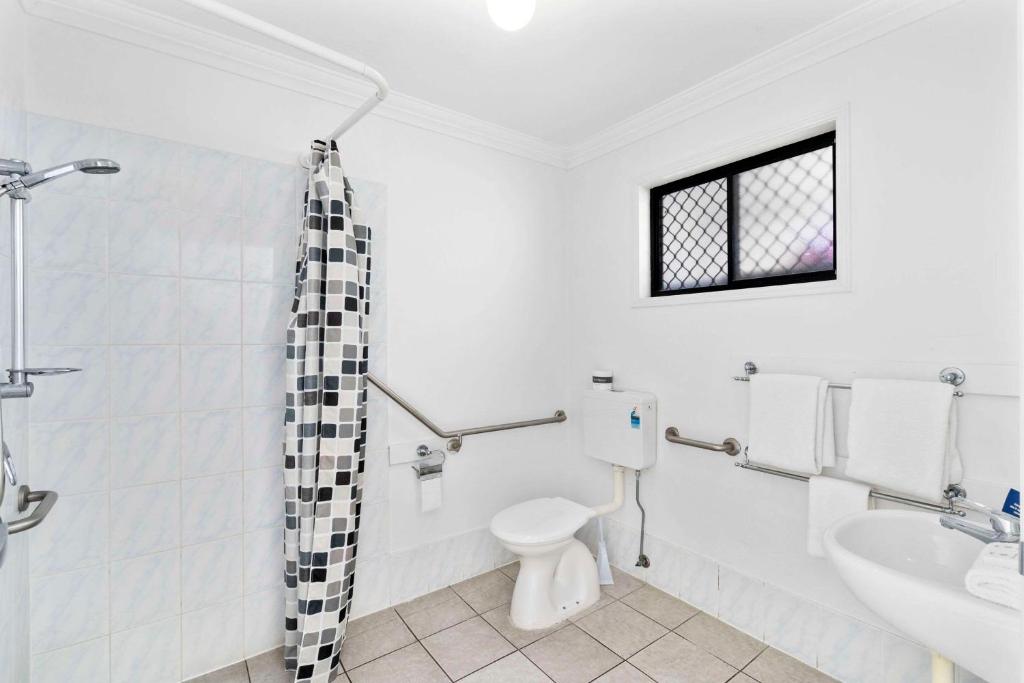 Koupelna v ubytování Econo Lodge Waterford