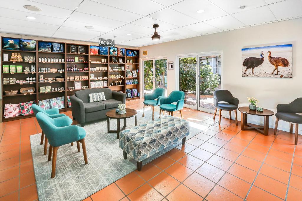 Coral Tree Inn - Resim 24