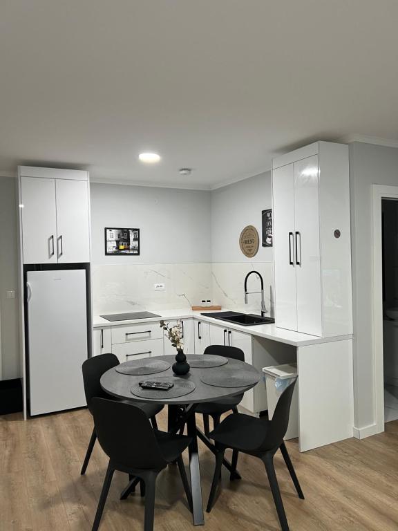 Kuchyň nebo kuchyňský kout v ubytování Planinska Princeza Apartmani