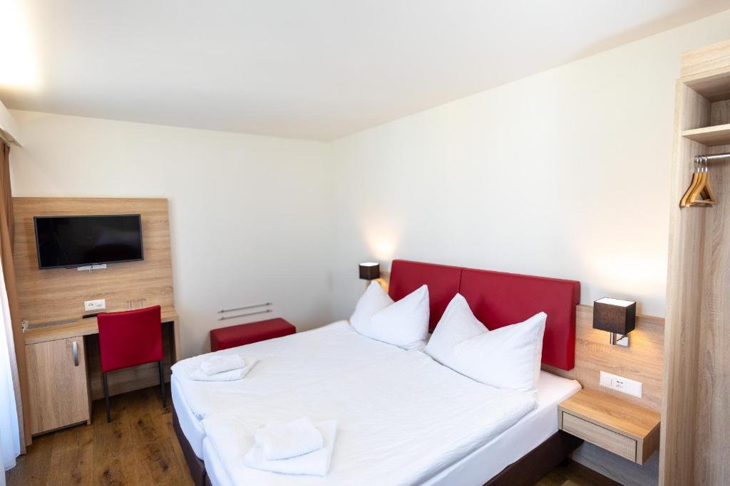 
Family Suite with Balcony
