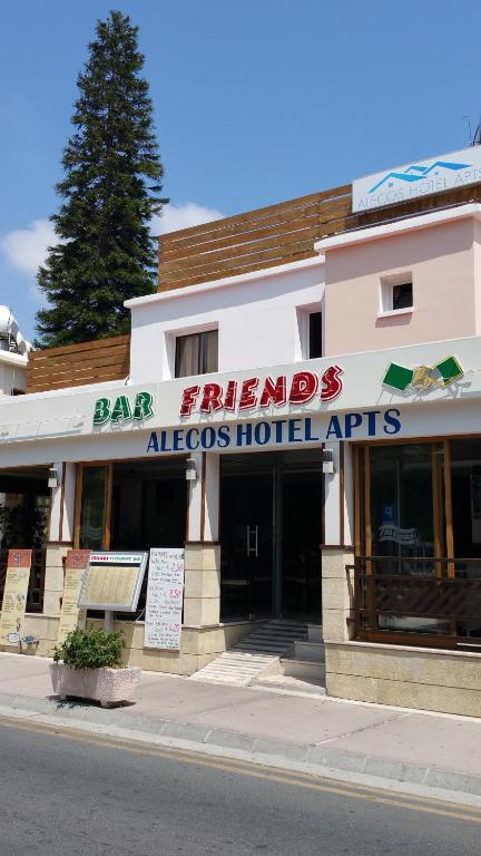 Budova, kde se aparthotel nachází