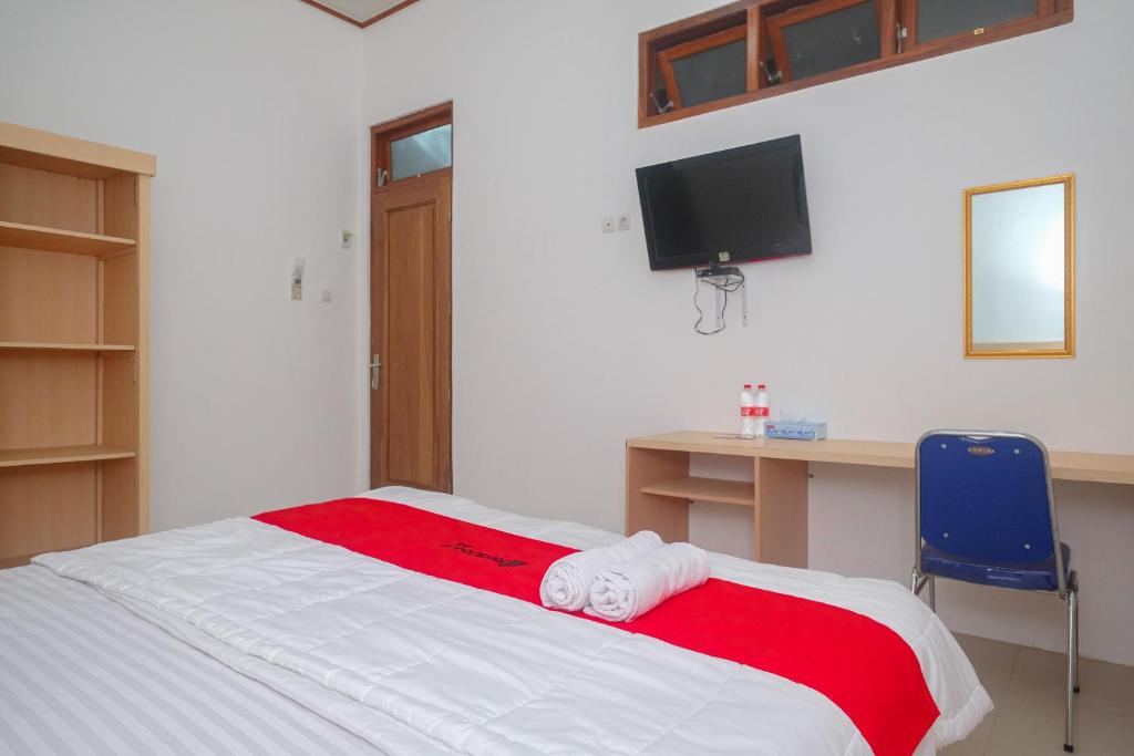 RedDoorz Syariah near Alun Alun Temanggung - Habitación Doble Estándar
