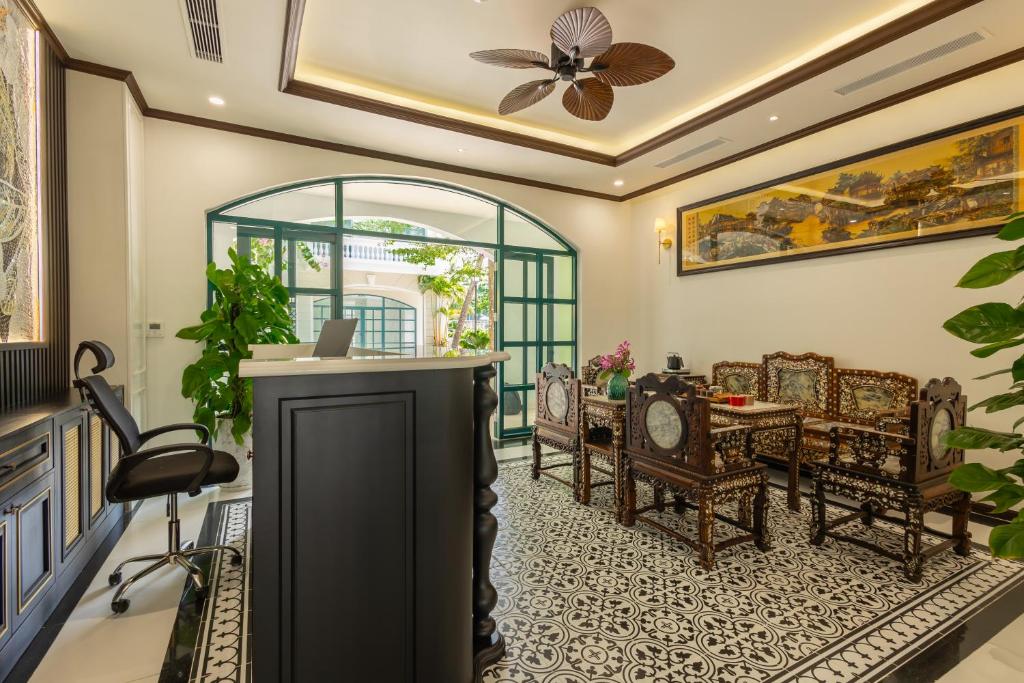 Khu vực ghế ngồi tại Stella Marina Boutique Hotel
