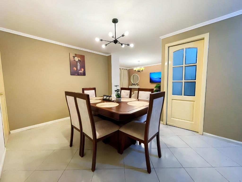 Fotografie z fotogalerie ubytování Apartamento en la mejor ubicación, centro de Loja v destinaci Loja