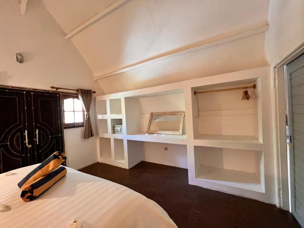 Gili Lumbung Bungalow - 12