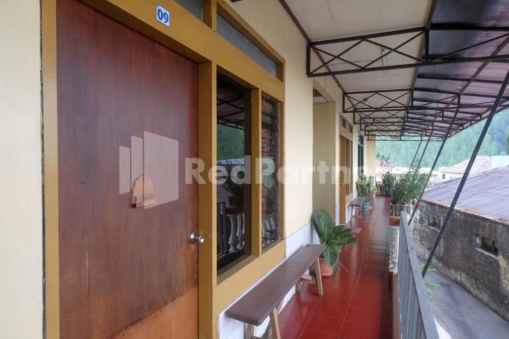 Mynd úr myndasafni af Hotel Sido Langgeng Tawangmangu Mitra RedDoorz í Karanganyar