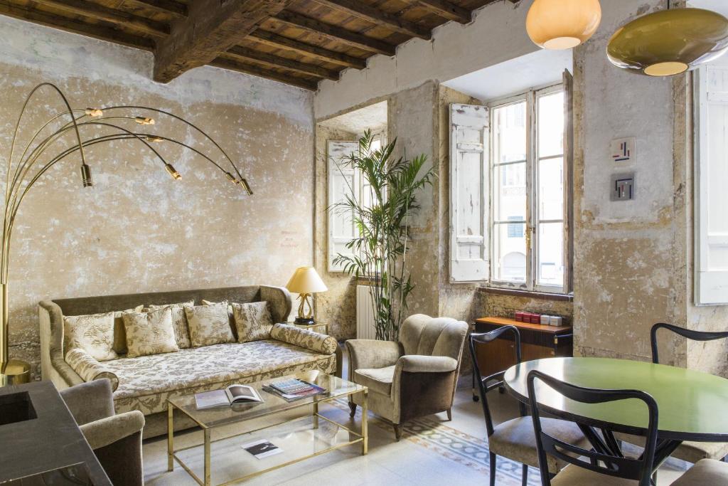 Część wypoczynkowa w obiekcie G-Rough, Rome, a Member of Design Hotels