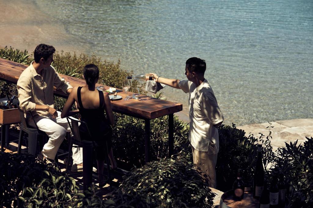 Hosté ubytování Minos Beach Art Hotel, a Member of Design Hotels