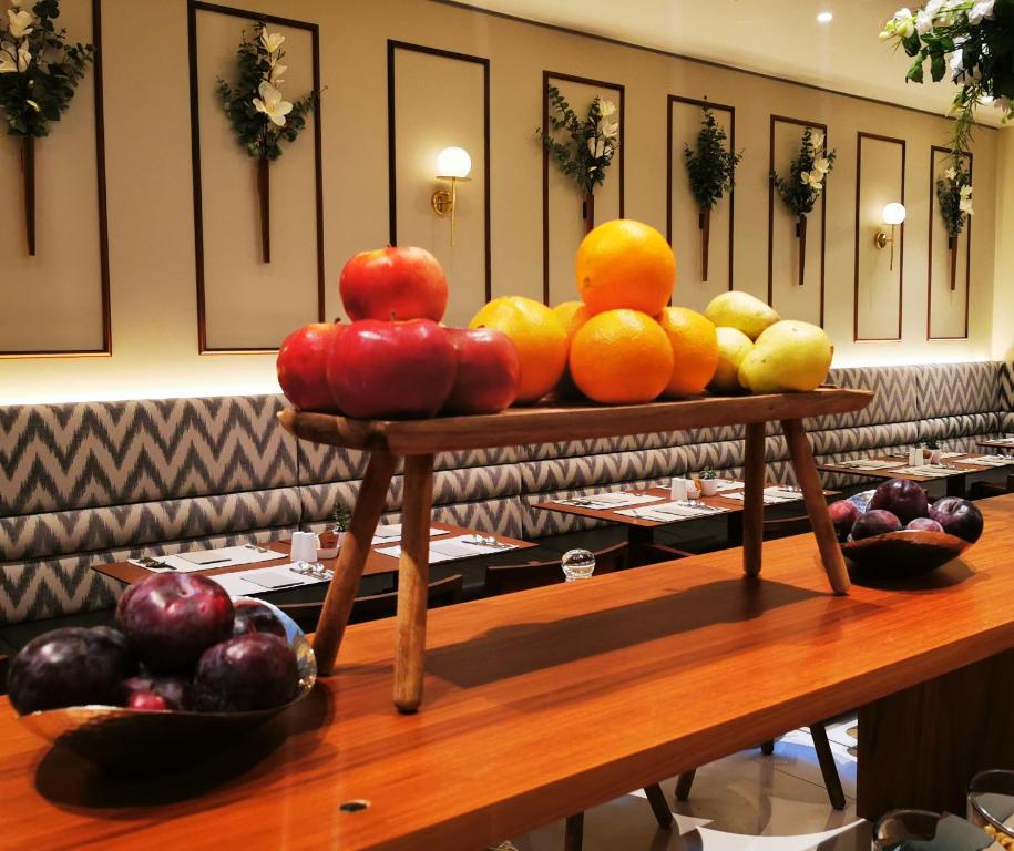 EST Grand Hotel Savoy - Resim 17