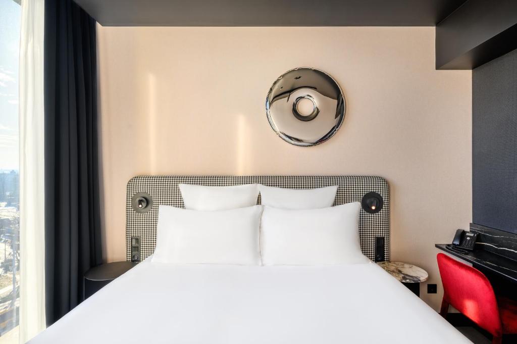 TRIBE Budapest Stadium - Resim 1