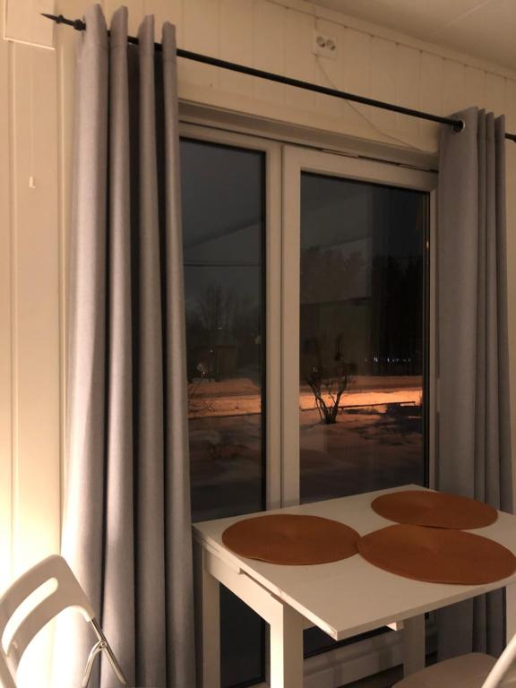 Fotografie z fotogalerie ubytování Trivelig liten leilighet, sentralt på Kvaløysletta v destinaci Tromsø