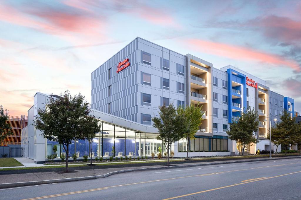 a rendering of the front of a building at Hampton Inn & Suites Rochester Downtown in Rochester