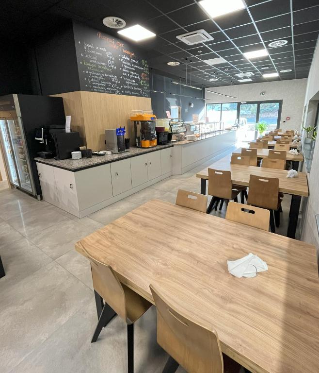 WR SPORT HOTEL & SPA - Centrum Sportu i Rozrywki - Resim 42