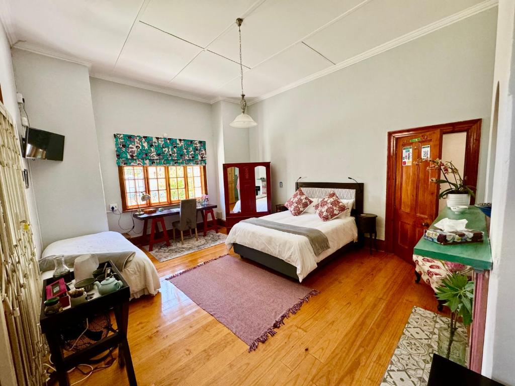 Whistlewood Guesthouse Walmer, Port Eizabeth - Standard Queen Room