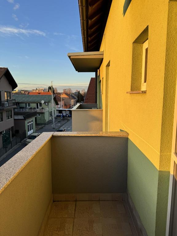 Balkón nebo terasa v ubytování Pansion Komfor Fitea