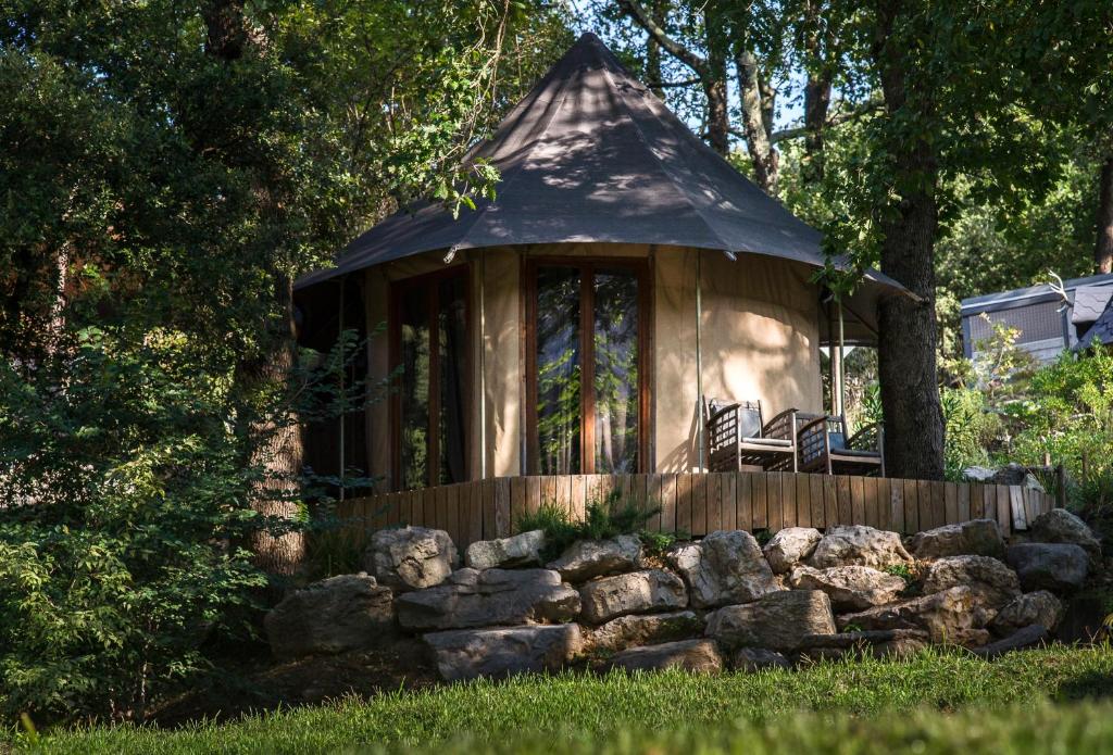Zahrada ubytování Prehistoric Lodge - Adult Only
