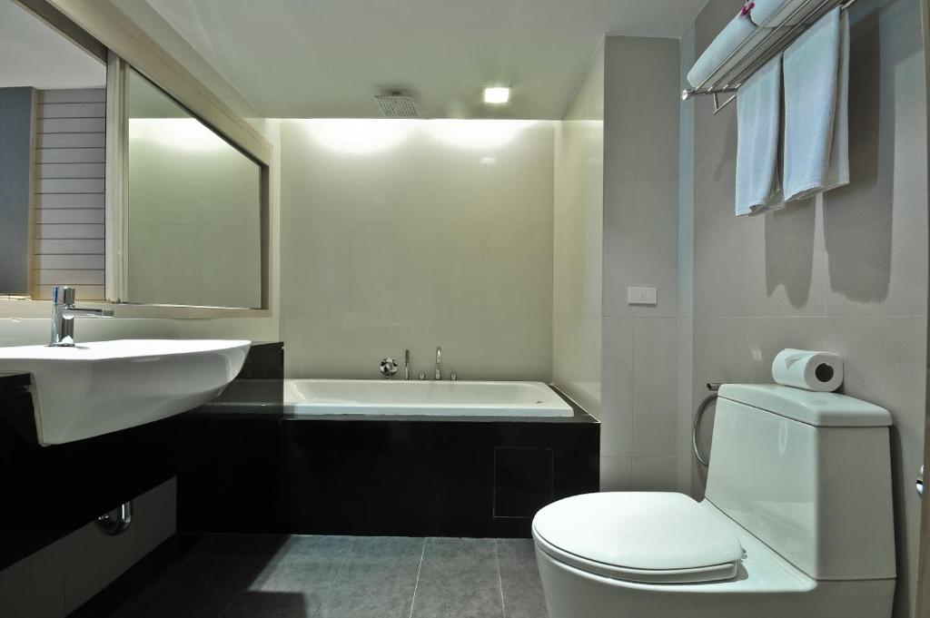 ASHLEE Heights Hotel Patong - Resim 11