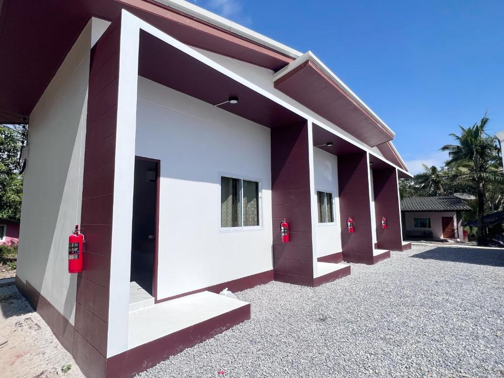 BM Beach Resort Satun บีเอ็มบีชรีสอร์ท - Rala De Reina Estándar