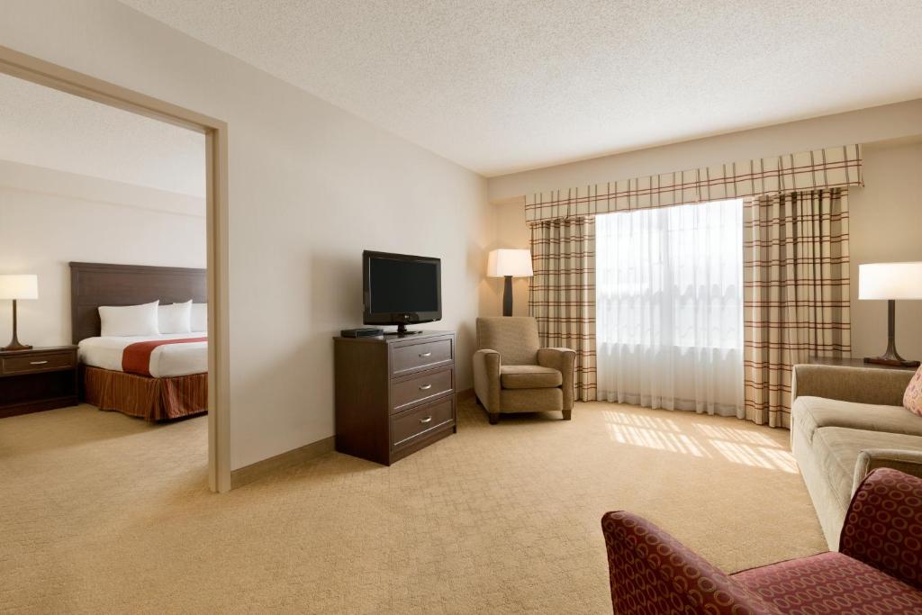 Country Inn & Suites by Radisson, Calgary-Northeast - Resim 29