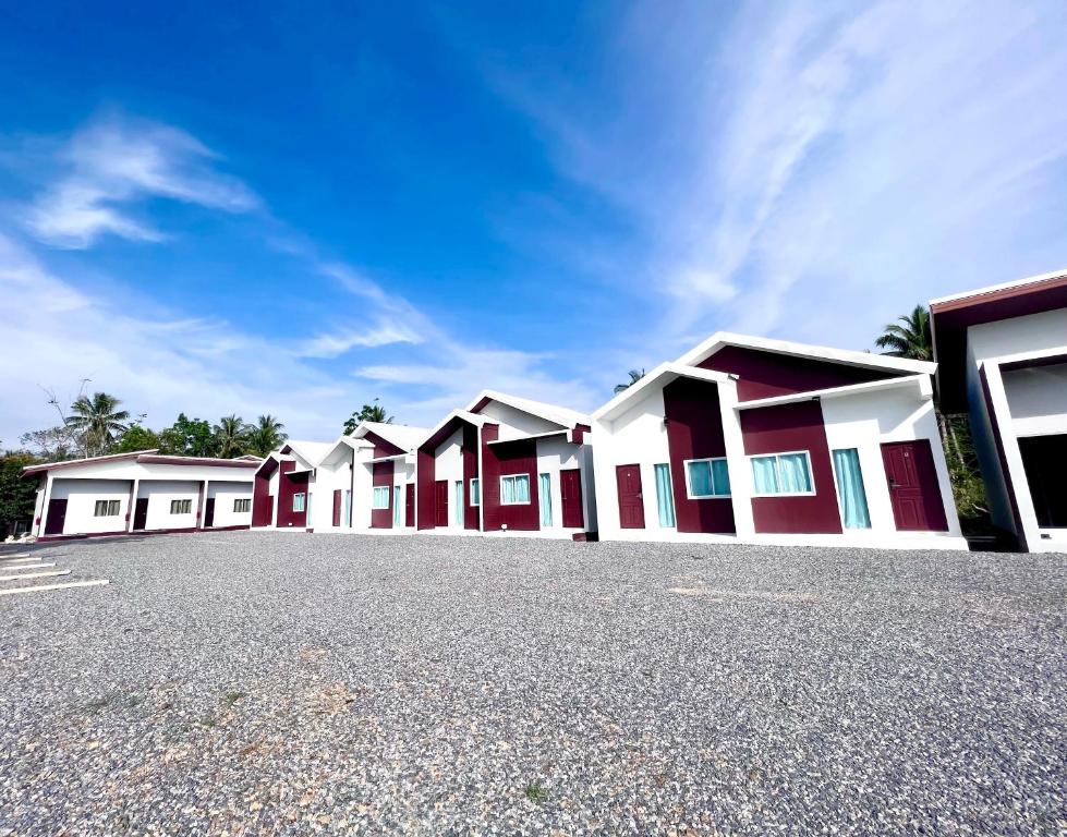 BM Beach Resort Satun บีเอ็มบีชรีสอร์ท - Sala De Reina De Lujo