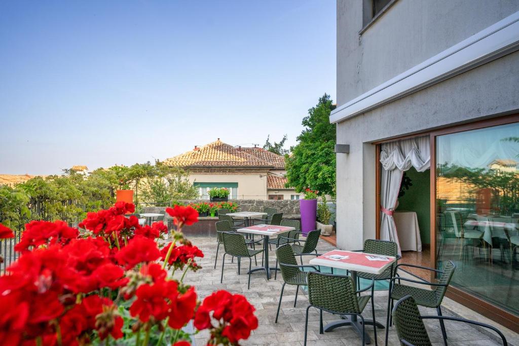 Balkón nebo terasa v ubytování Hotel Cesare