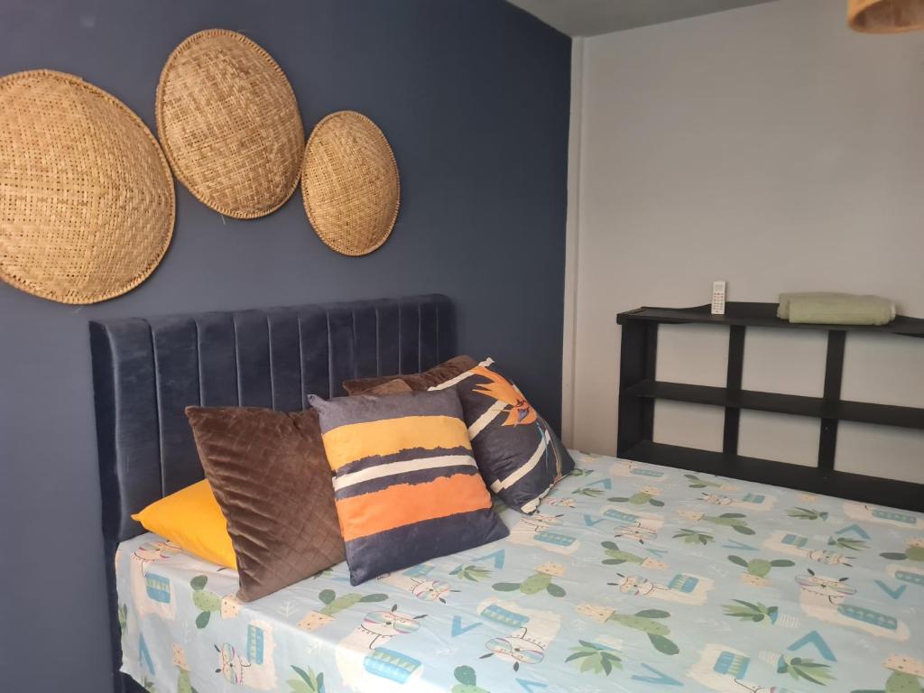 Кровать или кровати в номере Guest Mangueiras