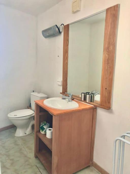 Koupelna v ubytování Appartement T3 agréable à Bourbon l'Archambault