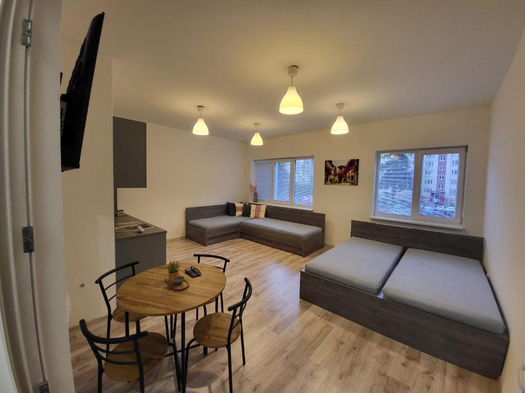 Ruang duduk di Apartmán Nová Baňa