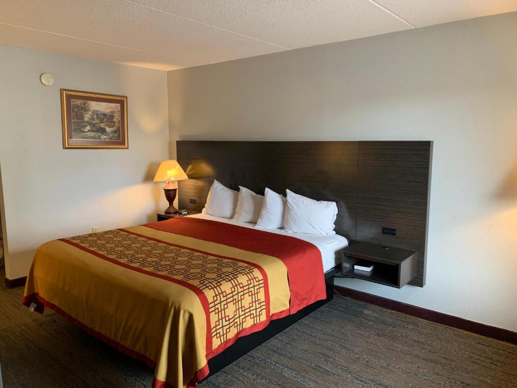 Pigeon Forge Parkway Inn photo