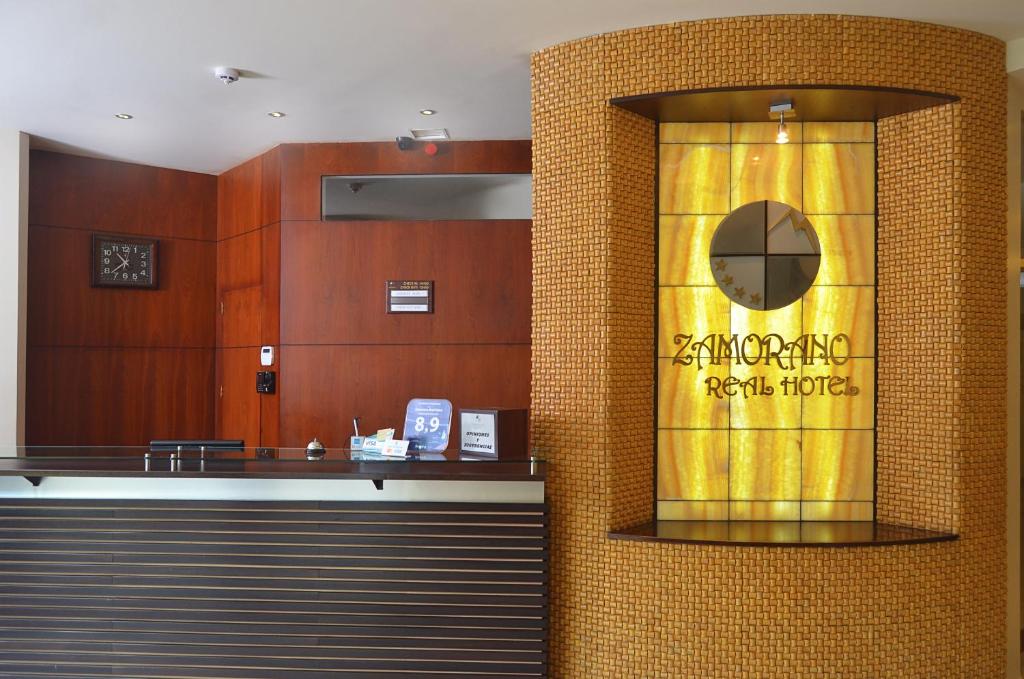 Certifikát, hodnocení, plakát nebo jiný dokument vystavený v ubytování Zamorano Real Hotel