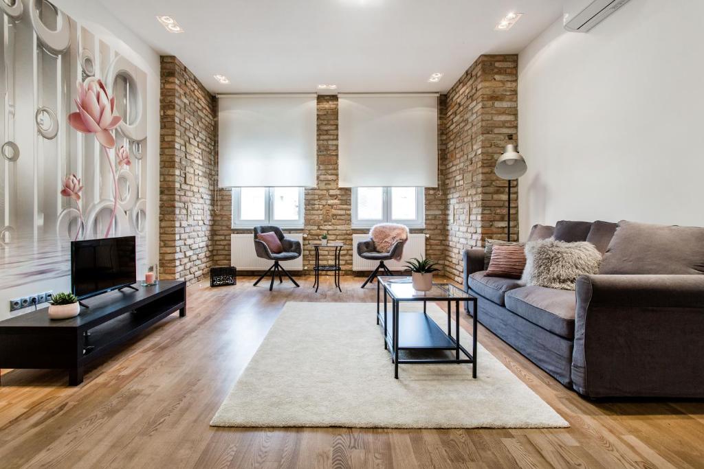 Luxurious Danubeside Apartment for 4 1093 Budapest, 24 Közraktár utca kép - 1