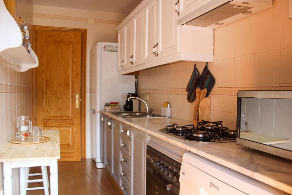 Kuchyňa alebo kuchynka v ubytovaní Apartament Montsent