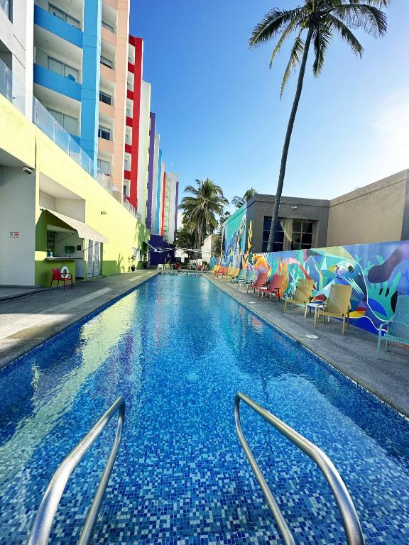Bazén v ubytování Park Inn by Radisson Mazatlan nebo v jeho okolí