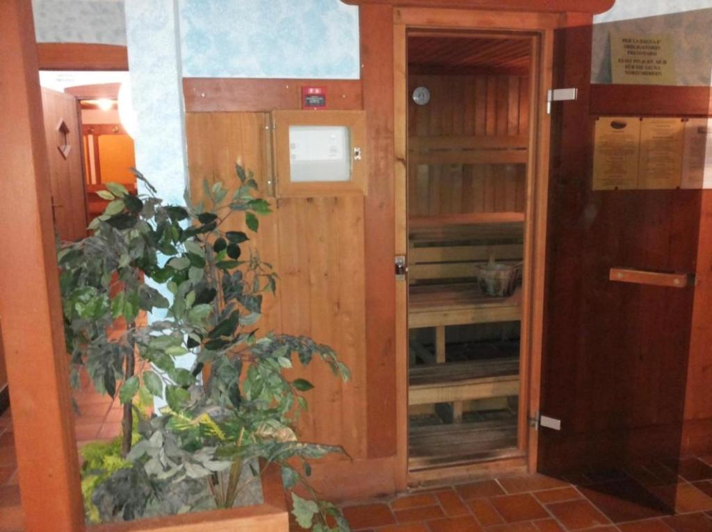 Zdjęcie z galerii obiektu Ploner villaggio Turistico w mieście Dobbiaco