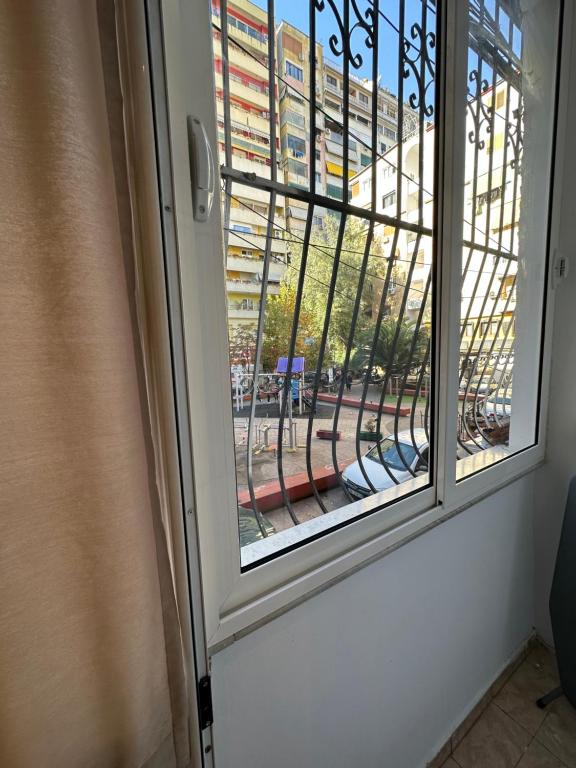 Heart of tirana apartment - Image 6