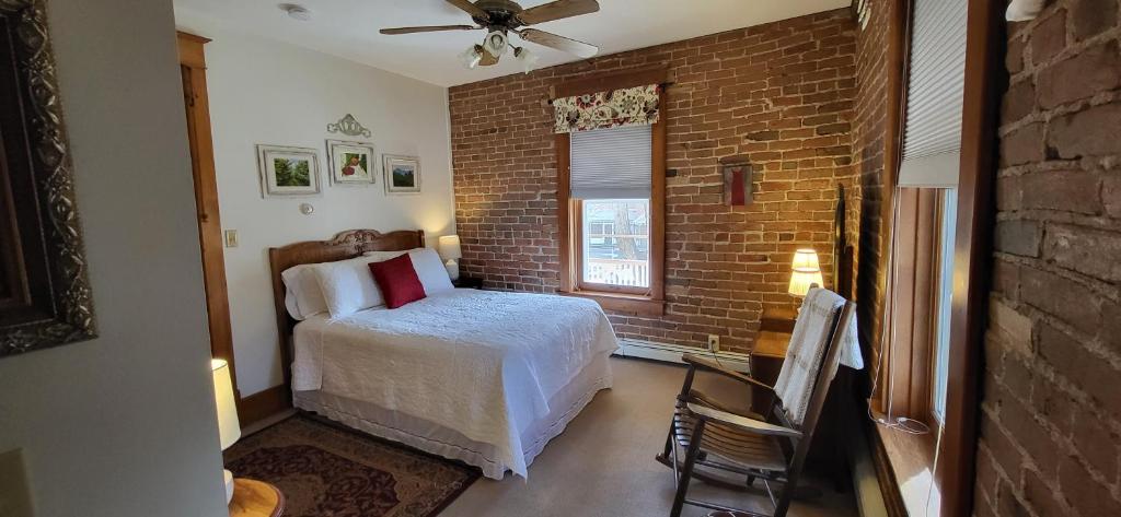 Bross Hotel B & B - Tweepersoonskamer