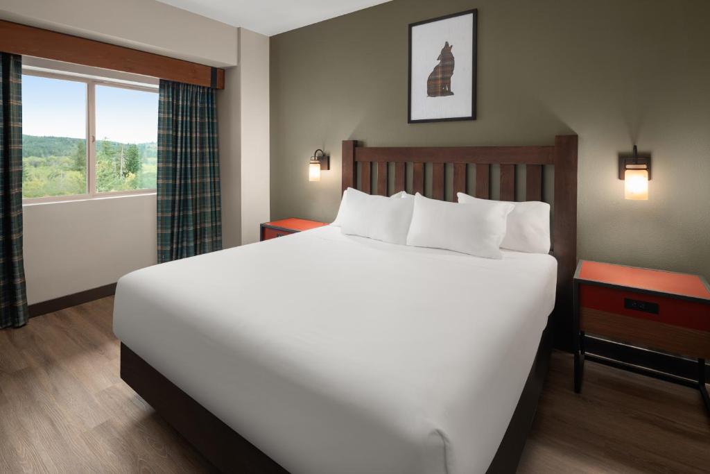 Great Wolf Lodge Grand Mound - Grand Bear Suite (Balcony/Patio)