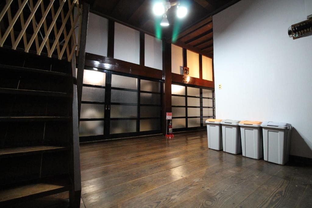 Fotografie z fotogalerie ubytování 貸切民泊勝山ベース325 福井県立恐竜博物館まで車で5分 v destinaci Kitarokuroshi