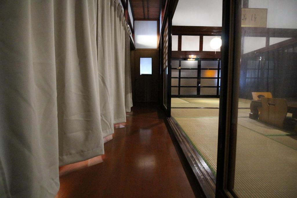 Fotografie z fotogalerie ubytování 貸切民泊勝山ベース325 福井県立恐竜博物館まで車で5分 v destinaci Kitarokuroshi