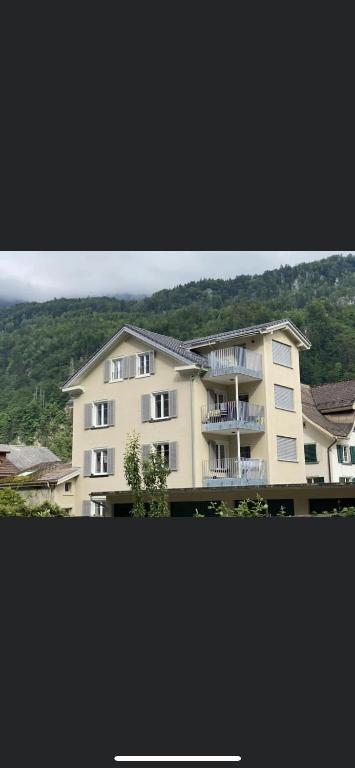 Nespecifikovaný výhled na hory nebo výhled na hory při pohledu z apartmánu