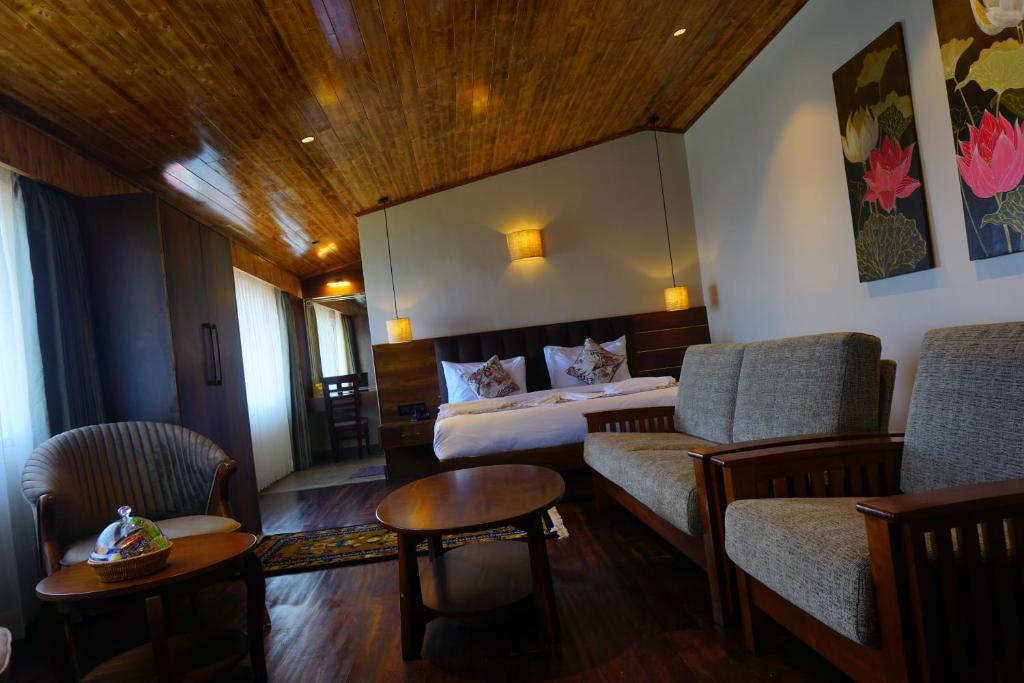 Postel nebo postele na pokoji v ubytování Gakhil Boutique Hotel