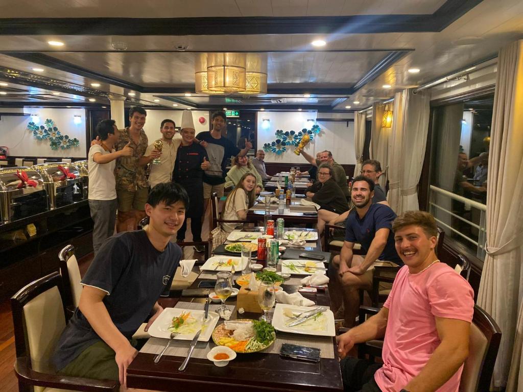 Halong Sapphire Cruises - 5