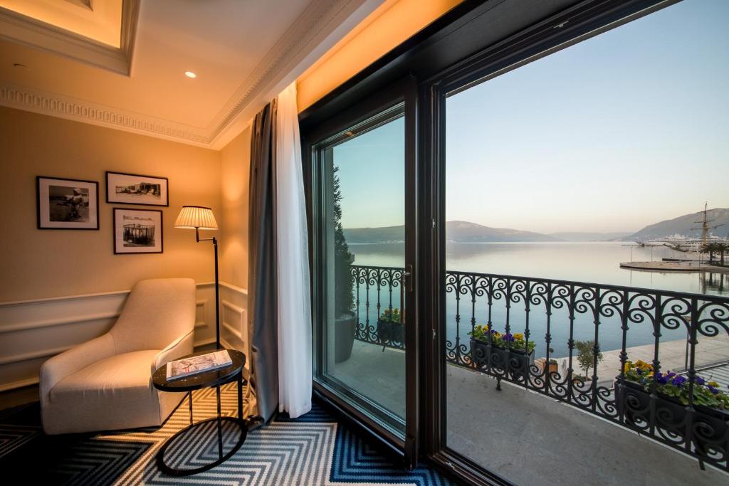 Boutique Hotel La Roche - 18