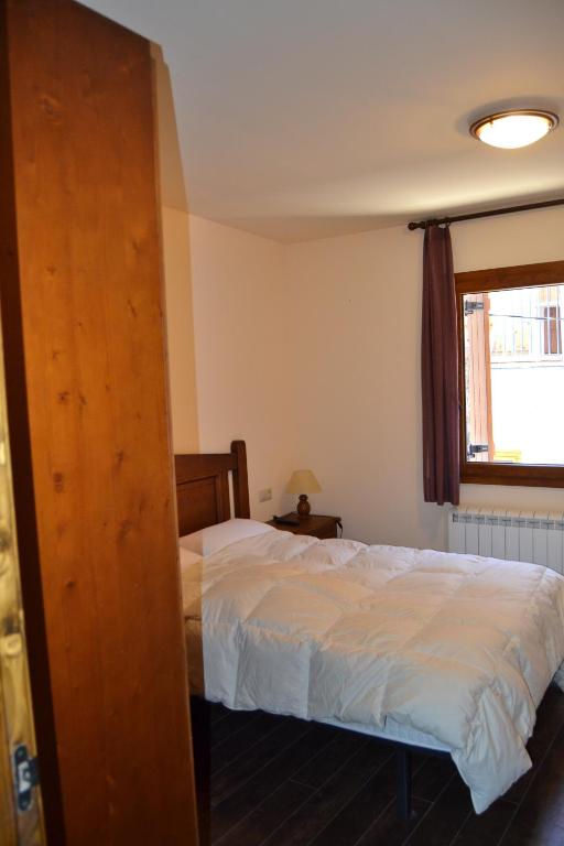 Hostal La Muntanya - Double Room