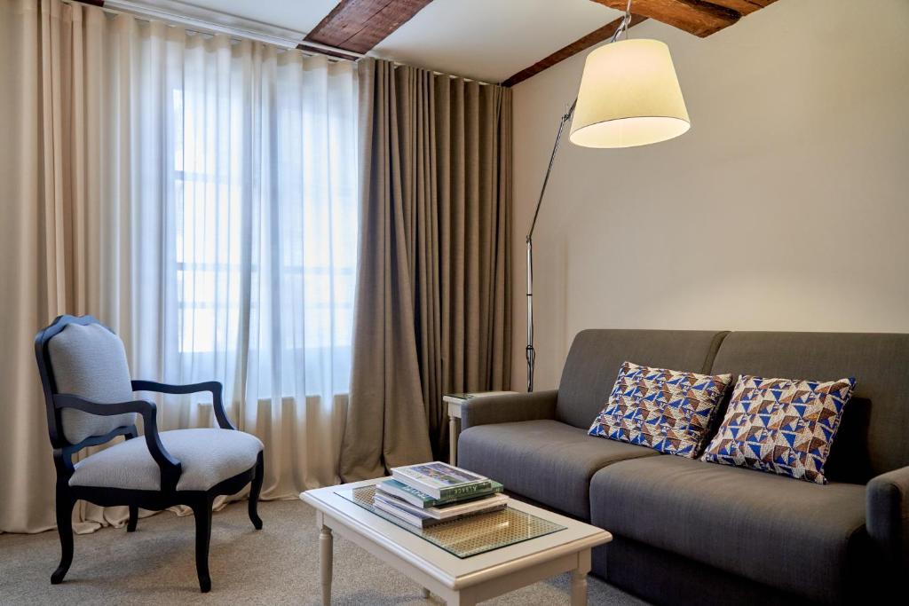 Relais & Châteaux La Maison Des Têtes - 19