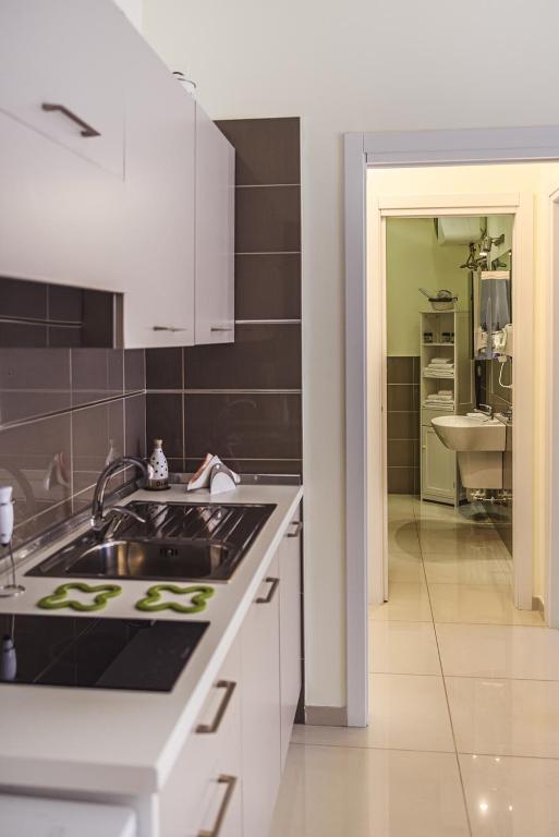 Centralflats 195 Private Apartments - 8