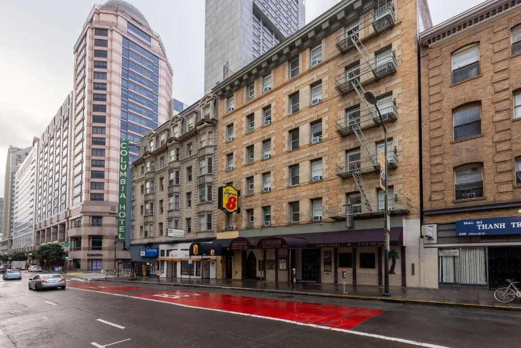 Super 8 by Wyndham San Francisco/Union Square Area in Union City