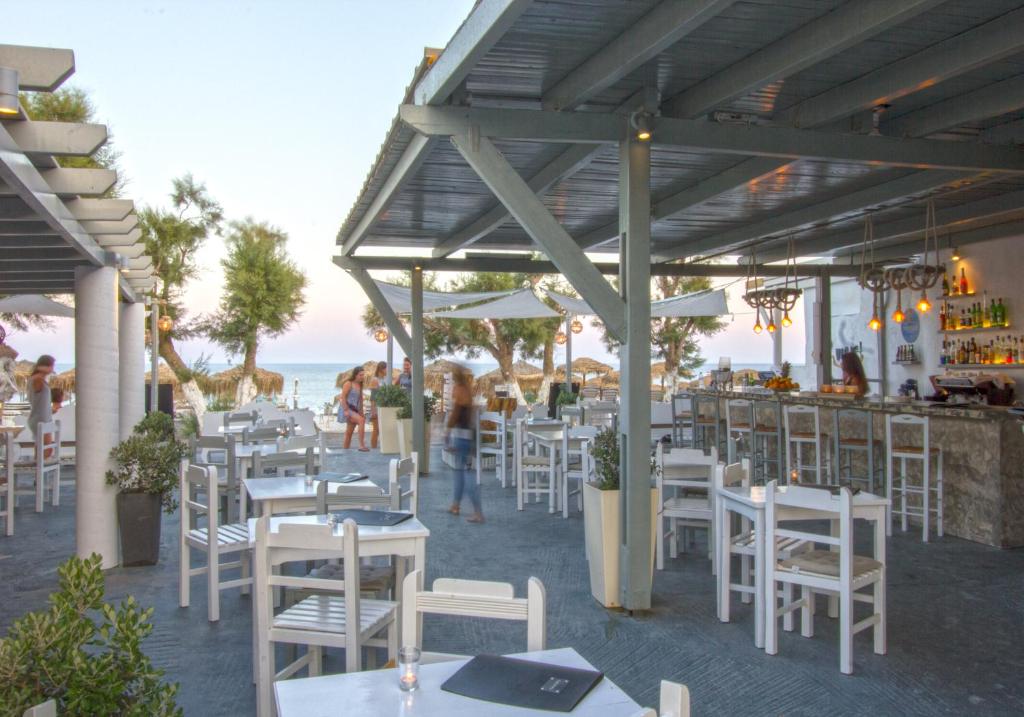 Restaurace v ubytování Sea View Beach Hotel