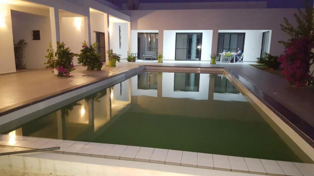 The swimming pool at or close to Keur Biri