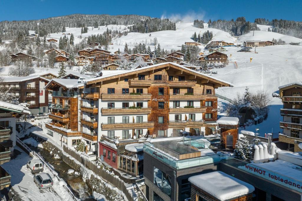 Hotel Kendler during the winter